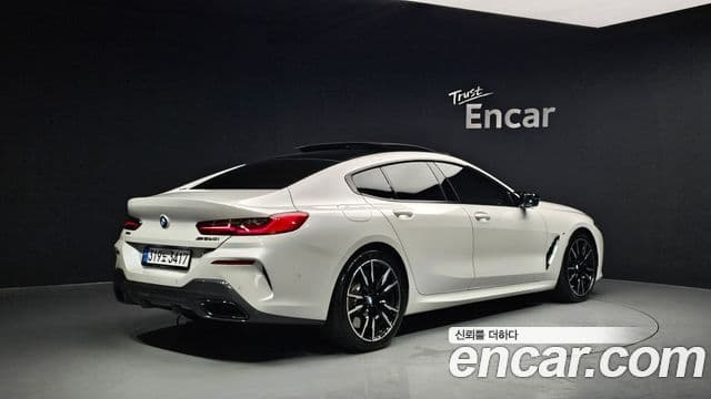 BMW 8 Series 2025 — Фото 2/20