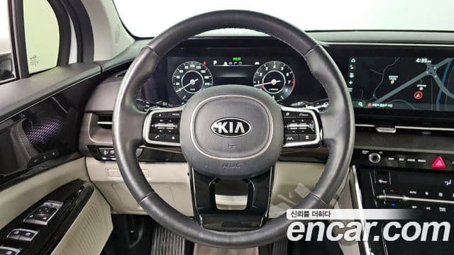 Kia Carnival 2021 — Фото 13/20