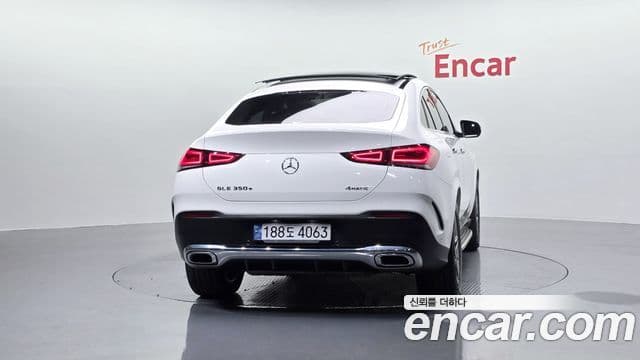 Mercedes-Benz GLE-Class 2022 — ფოტო 4/20