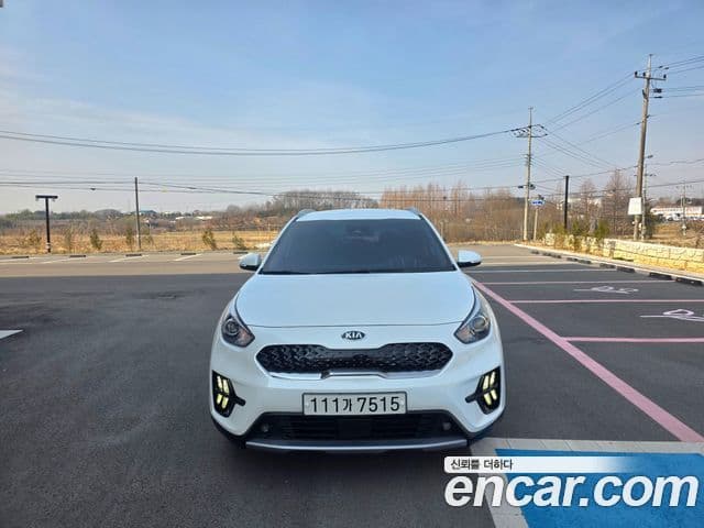 Kia Niro 2020 — Şəkil 16/20