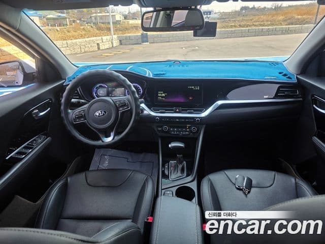 Kia Niro 2020 — Şəkil 11/20