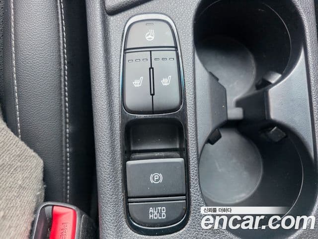 Kia Niro 2020 — Şəkil 17/20