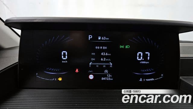 Hyundai Staria 2022 — Şəkil 8/20