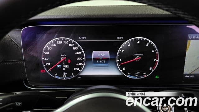 Mercedes-Benz E-Class 2018 — ფოტო 8/20