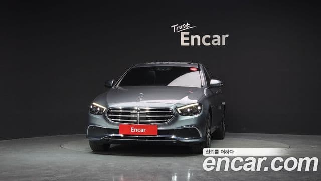 Mercedes-Benz E-Class 2021 — Фото 3/20
