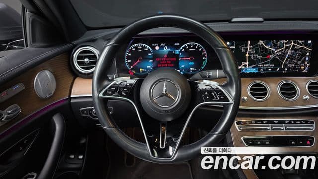 Mercedes-Benz E-Class 2021 — Фото 13/20