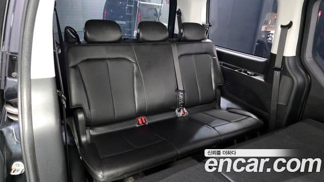 Hyundai Staria 2021 — Şəkil 13/20