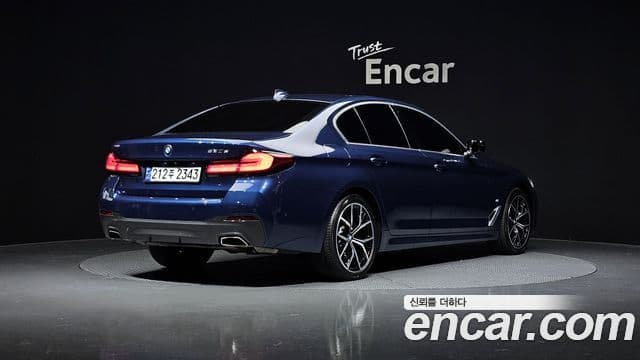 BMW 5 Series 2021 — Şəkil 2/20