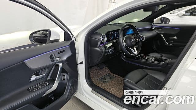 Mercedes-Benz A-Class 2021 — ფოტო 10/20