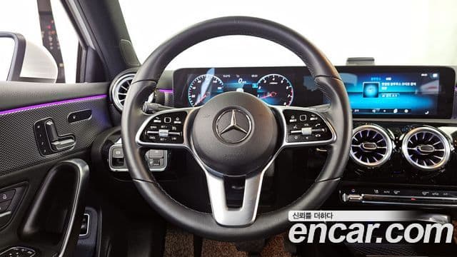 Mercedes-Benz A-Class 2021 — ფოტო 13/20