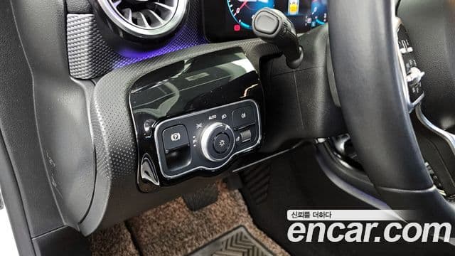 Mercedes-Benz A-Class 2021 — ფოტო 18/20