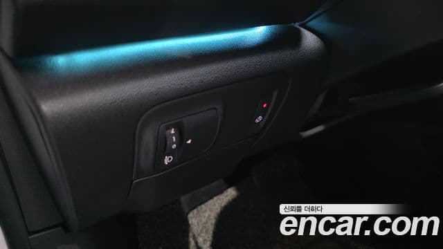Renault Samsung SM6 2024 — Фото 17/20