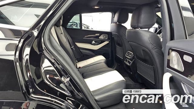Mercedes-Benz GLE-Class 2023 — ფოტო 12/20