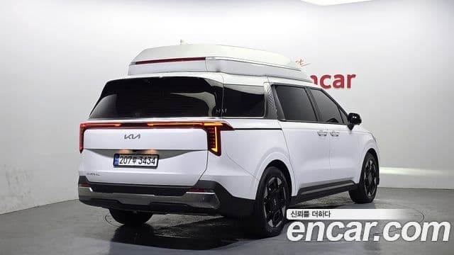 Kia Carnival 2024 — Şəkil 2/20