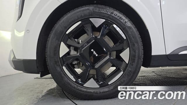 Kia Carnival 2024 — Şəkil 5/20
