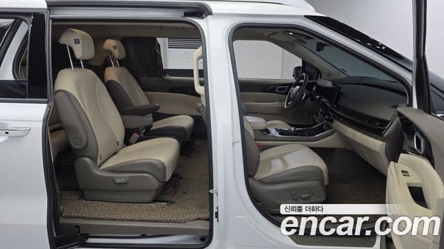 Kia Carnival 2024 — Şəkil 11/20
