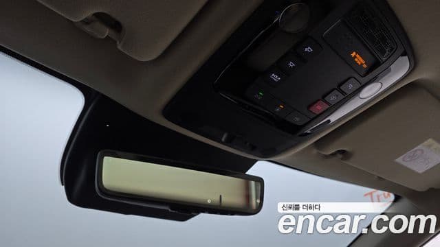 Kia Carnival 2024 — Şəkil 16/20
