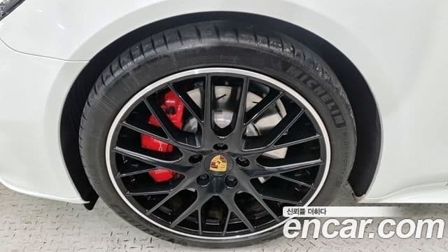 Porsche Panamera 2020 — Şəkil 6/17
