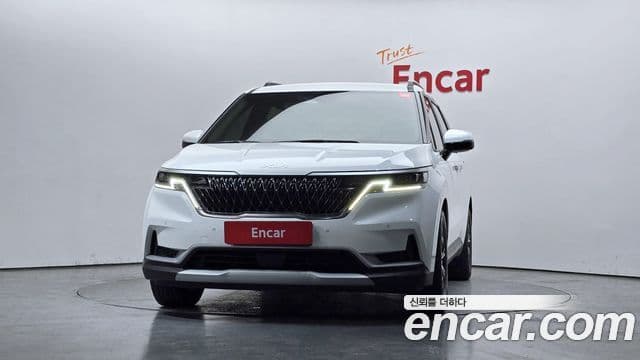 Kia Carnival 2023 — Фото 3/20