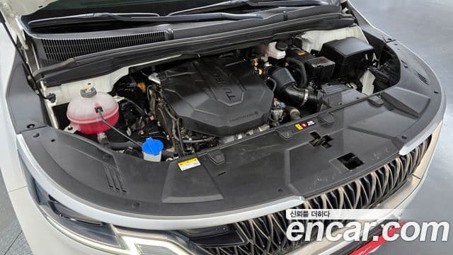 Kia Carnival 2023 — Фото 6/20