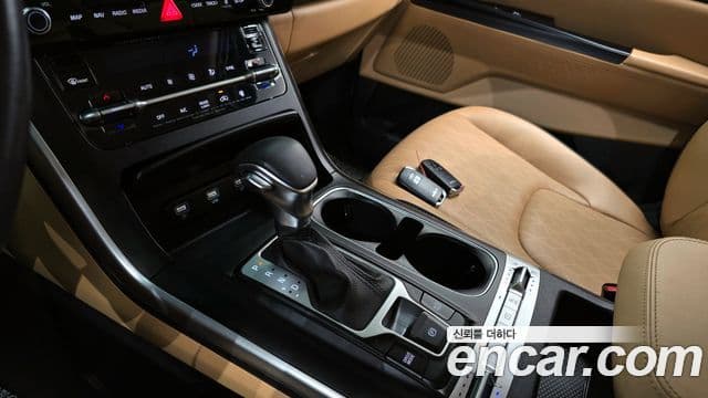 Kia Carnival 2023 — Фото 9/20