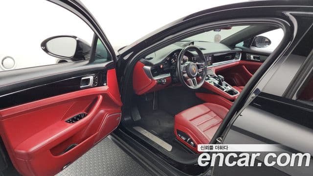 Porsche Panamera 2019 — ფოტო 10/20