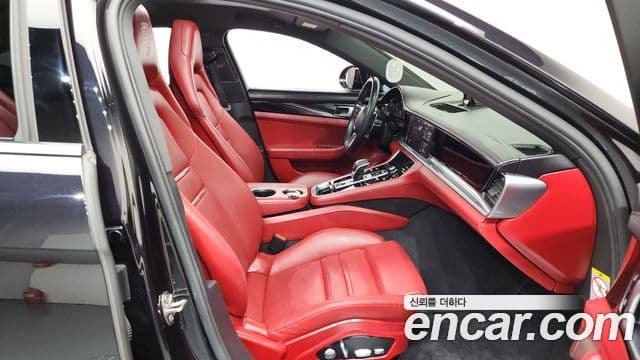 Porsche Panamera 2019 — ფოტო 11/20
