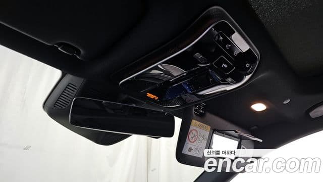 Mercedes-Benz C-Class 2022 — Photo 13/20
