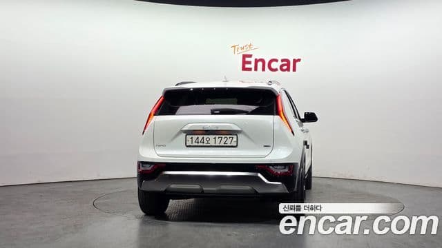 Kia Niro 2025 — ფოტო 4/20
