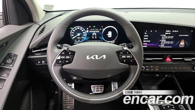 Kia Niro 2025 — ფოტო 13/20
