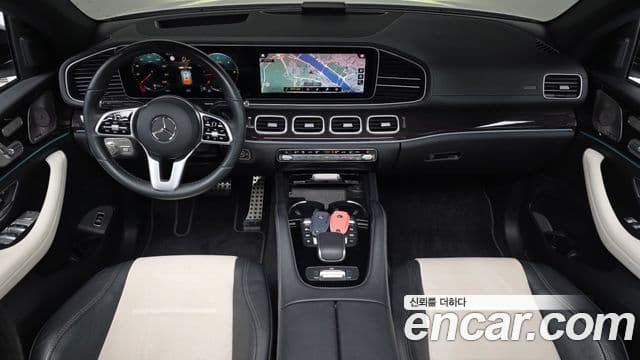 Mercedes-Benz GLE-Class 2022 — ფოტო 7/20