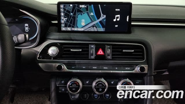 Genesis G70 2021 — ფოტო 14/20