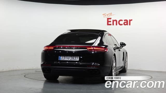Porsche Panamera 2018 — Şəkil 3/20