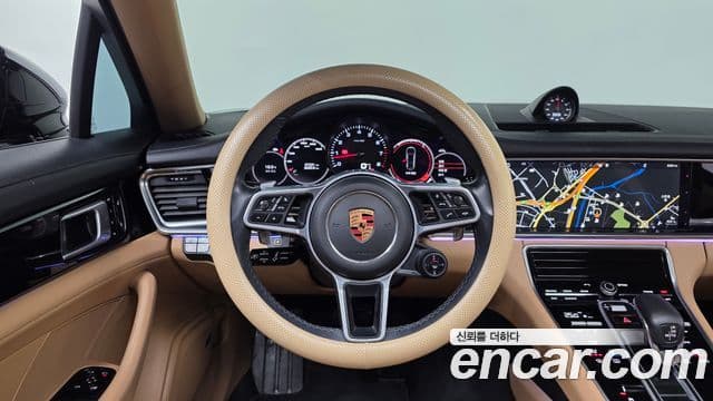 Porsche Panamera 2018 — Şəkil 12/20