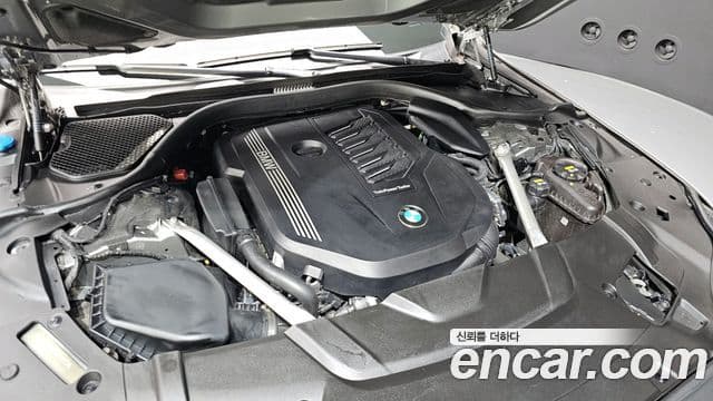 BMW 7 Series 2021 — ფოტო 6/20