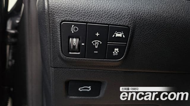 Kia K5 2022 — фото 15 из 20