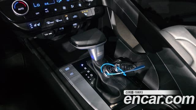 Hyundai The New Avante Hybrid 2021 — ფოტო 11/20