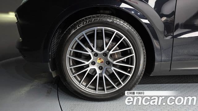 Porsche Cayenne 2020 — фото 5 из 20