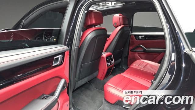 Porsche Cayenne 2020 — Şəkil 12/20