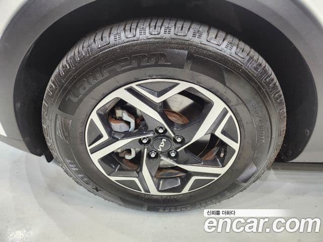 Kia Sportage 2021 — ფოტო 4/20