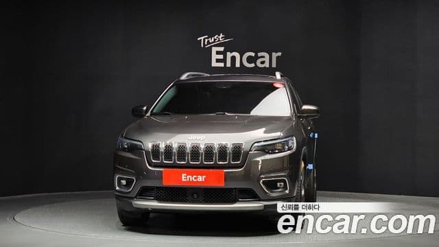 Jeep Cherokee 2021 — ფოტო 5/20