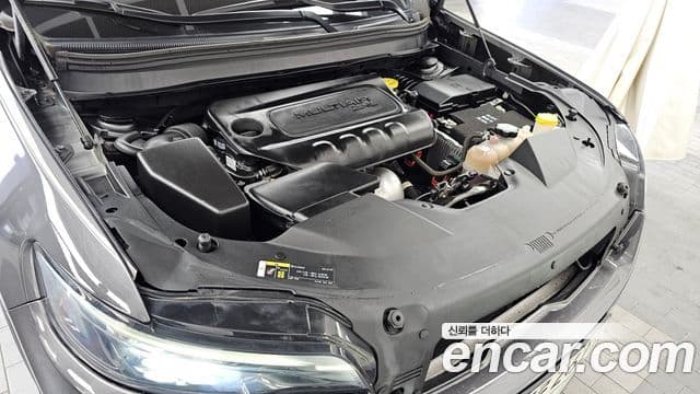 Jeep Cherokee 2021 — ფოტო 2/20