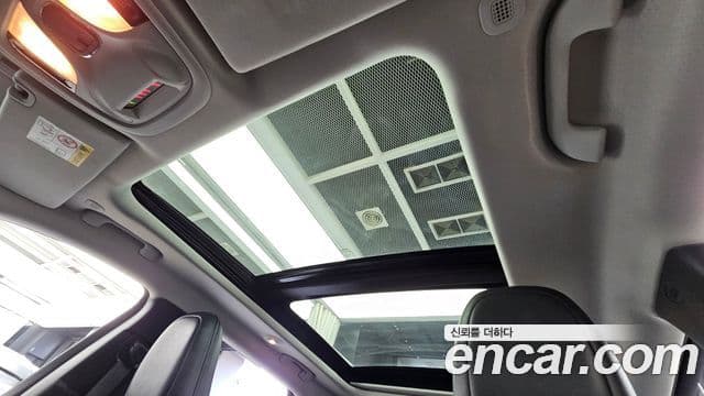 Jeep Cherokee 2021 — ფოტო 11/20