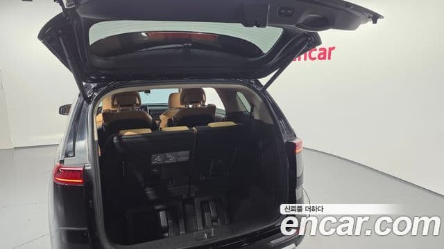 Kia Carnival 2021 — Фото 20/20