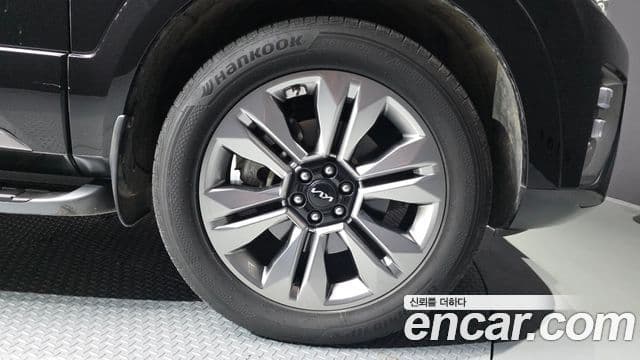 Kia Mohave The Master 2023 — фото 5 из 20