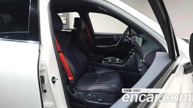 Genesis GV80 Coupe 2024 — ფოტო 19/20