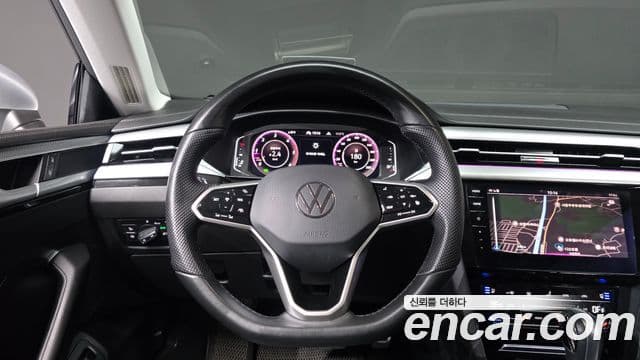 Volkswagen Arteon 2023 — Photo 15/20