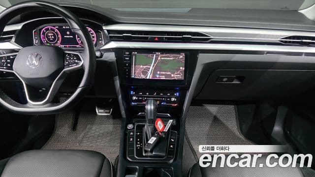 Volkswagen Arteon 2023 — Photo 11/20