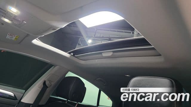 Volkswagen Arteon 2023 — Photo 16/20