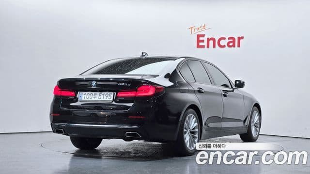 BMW 5 Series 2021 — ფოტო 2/20